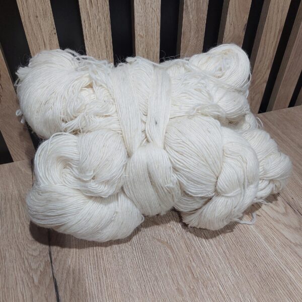 Naturalny Kłębek wełny WŁÓCZKA Wełna owcza 100% Natural 1kg Biała