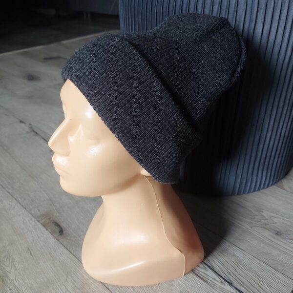 Czapka zimowa PRĄŻKOWANA beanie Ciemny Szary